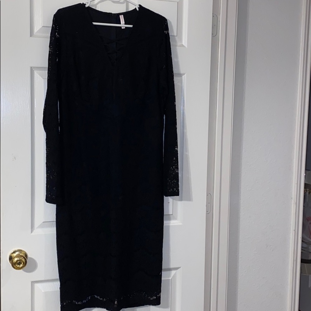 Black lace dress